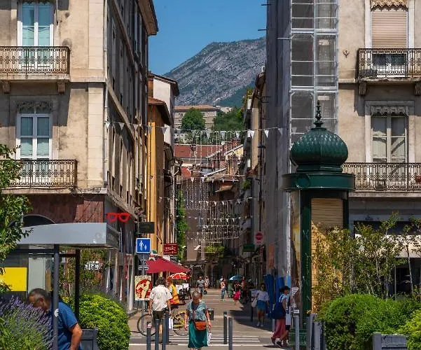 L'étoile Grenobloise * Grenoble